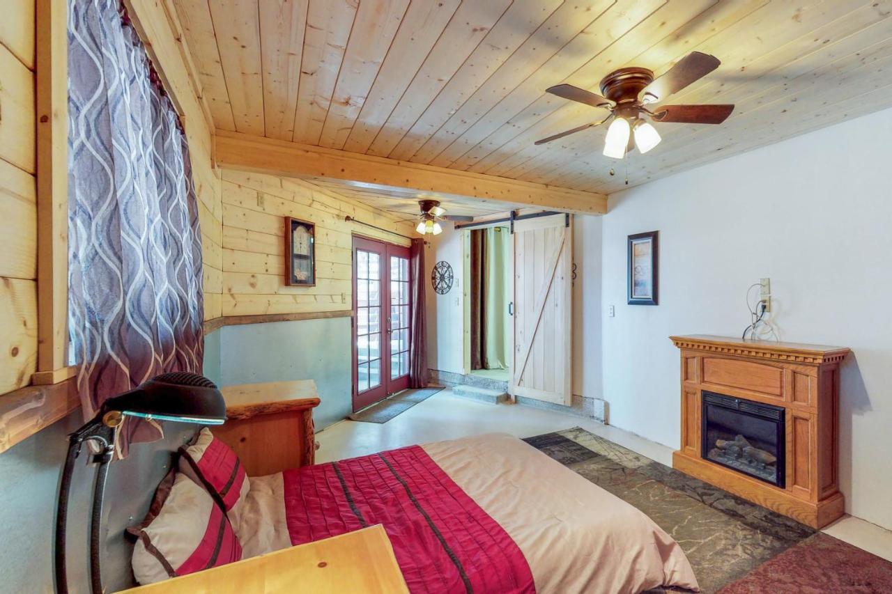 Rustic Retreat Casa de férias Groveland